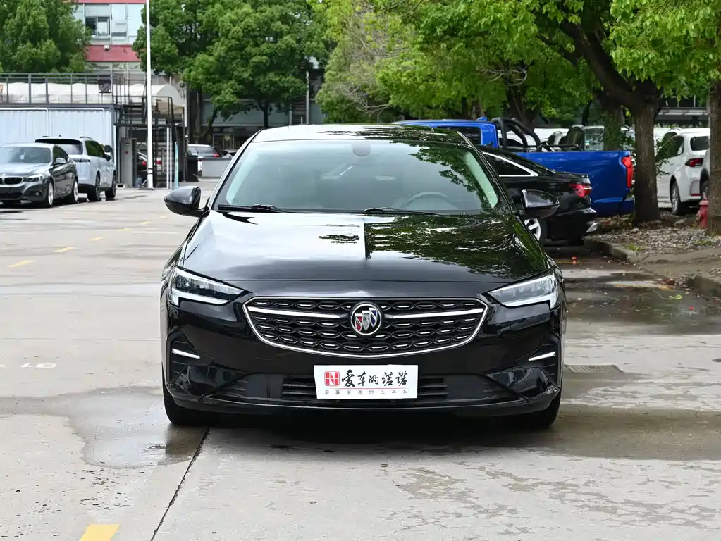Buick Regal 2022 — фото 2