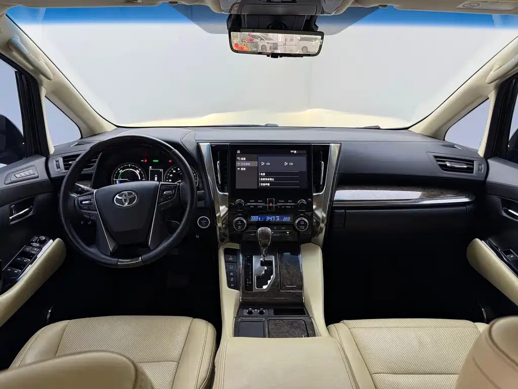 Toyota Alphard 2020 — фото 9