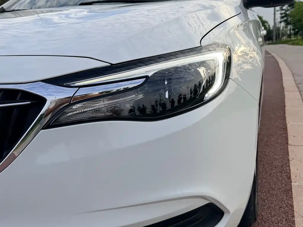 Buick Excelle 2021 — фото 23
