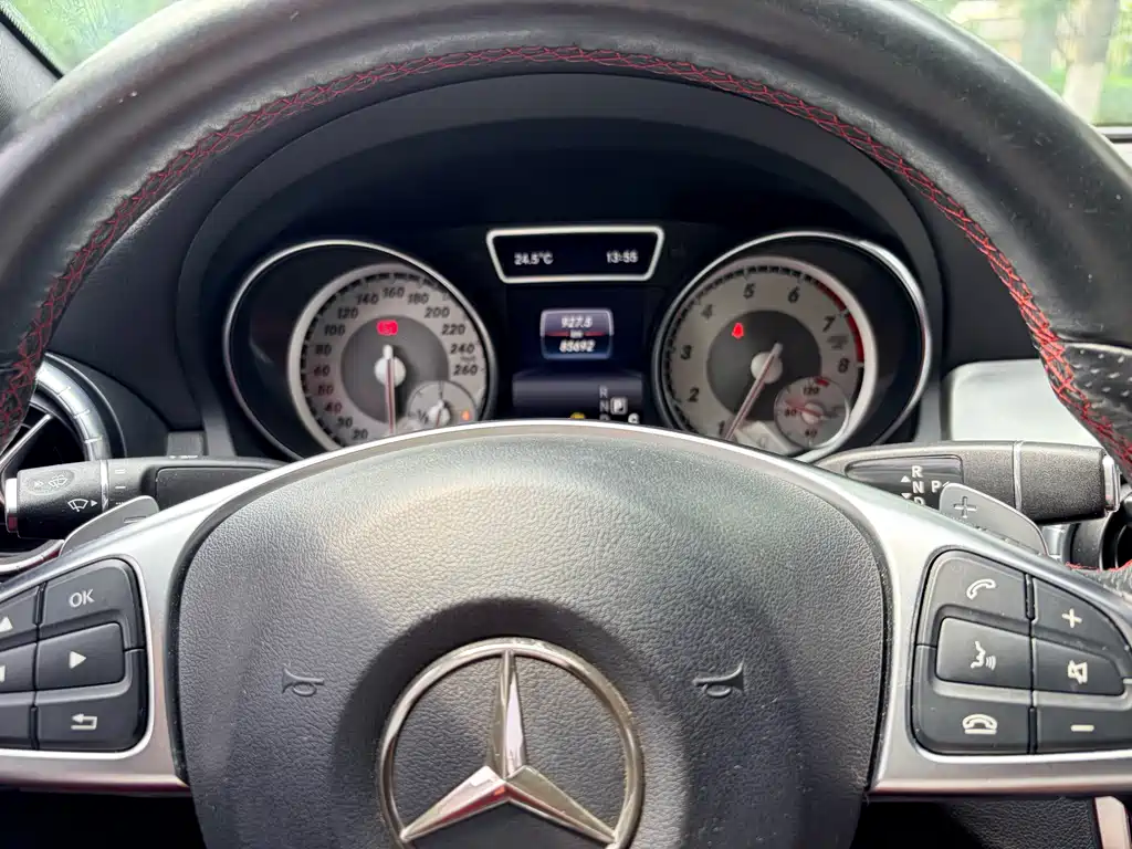 Mercedes-Benz CLA 2016 — фото 9