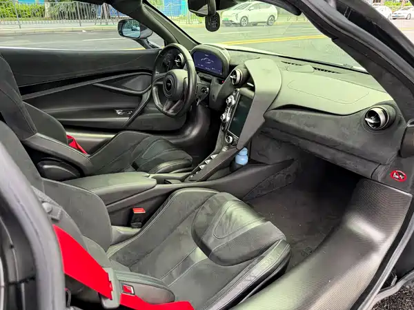 McLaren 720S 2019
