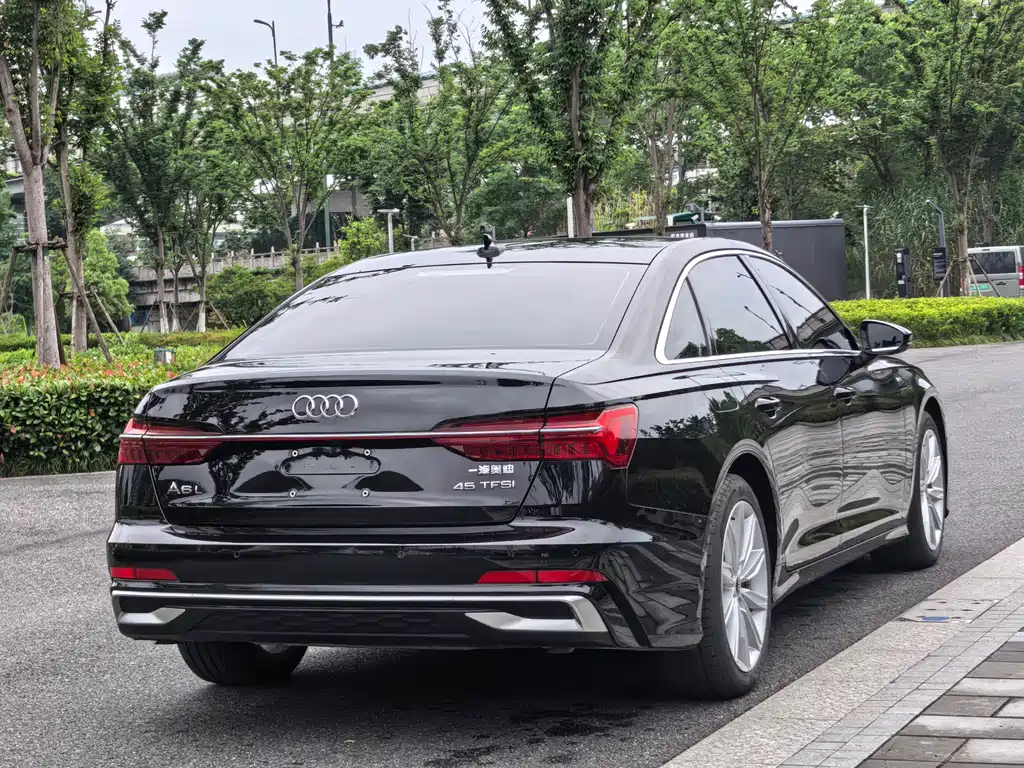 Audi A6L 2024 — фото 6