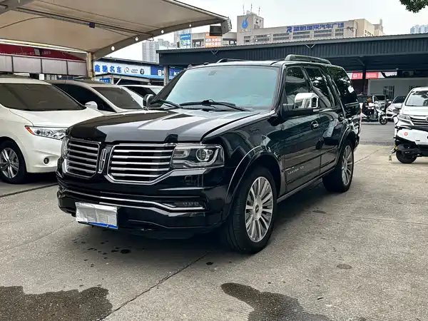 Lincoln Navigator 2017