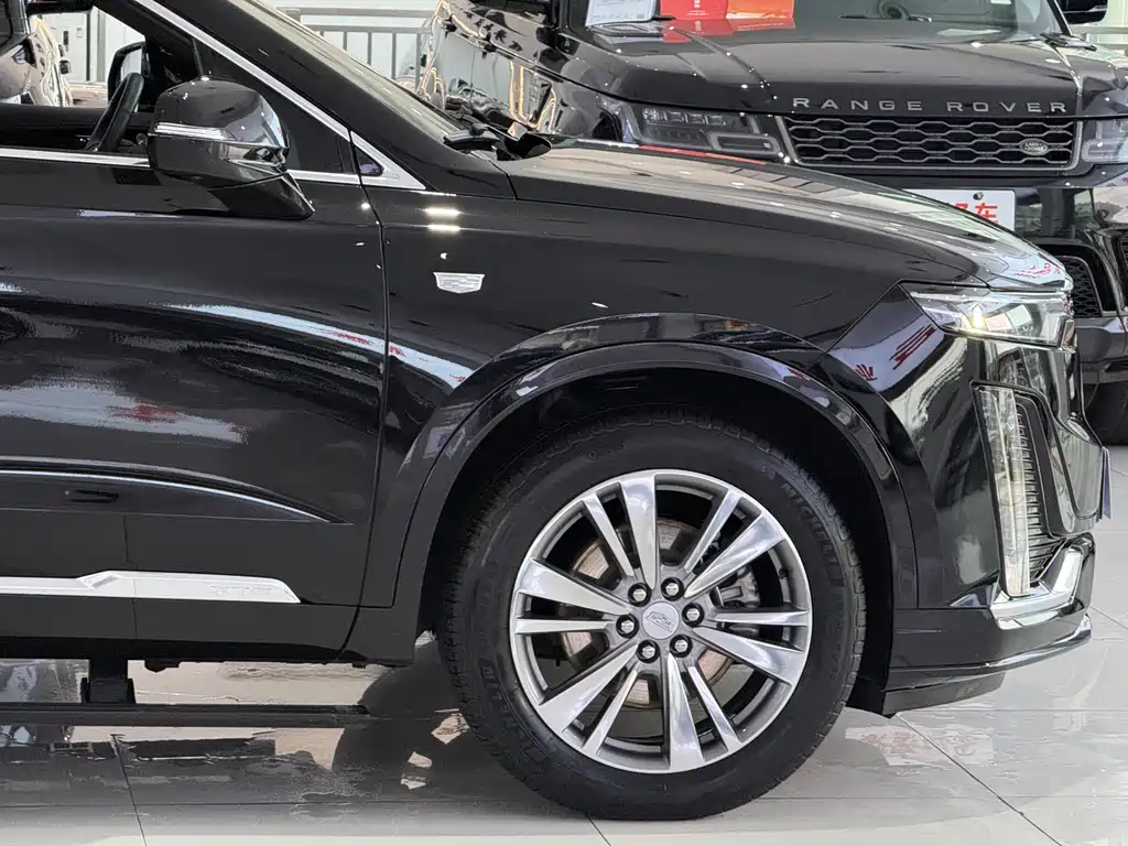 Cadillac XT6 2021 — фото 19