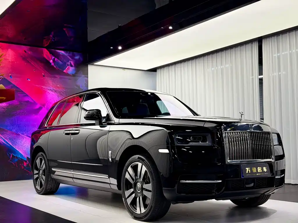 Rolls-Royce Cullinan 2023 — фото 3