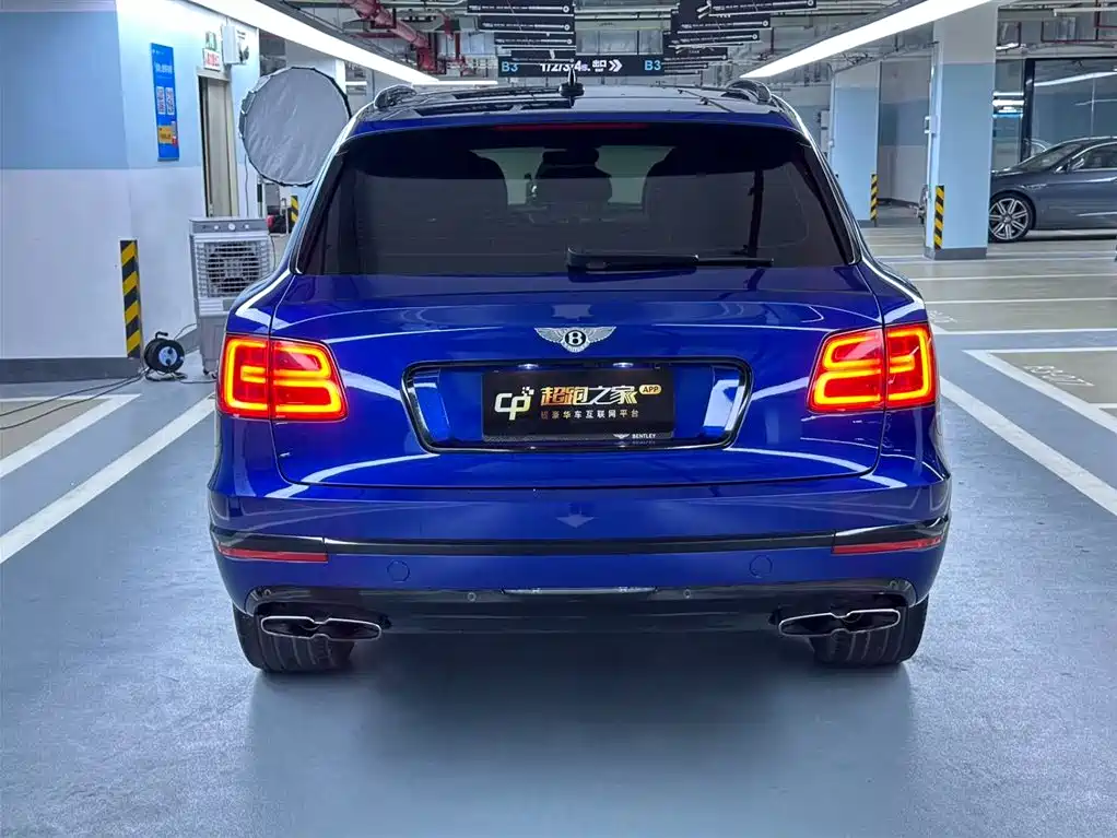 Bentley Bentayga 2019 — фото 3