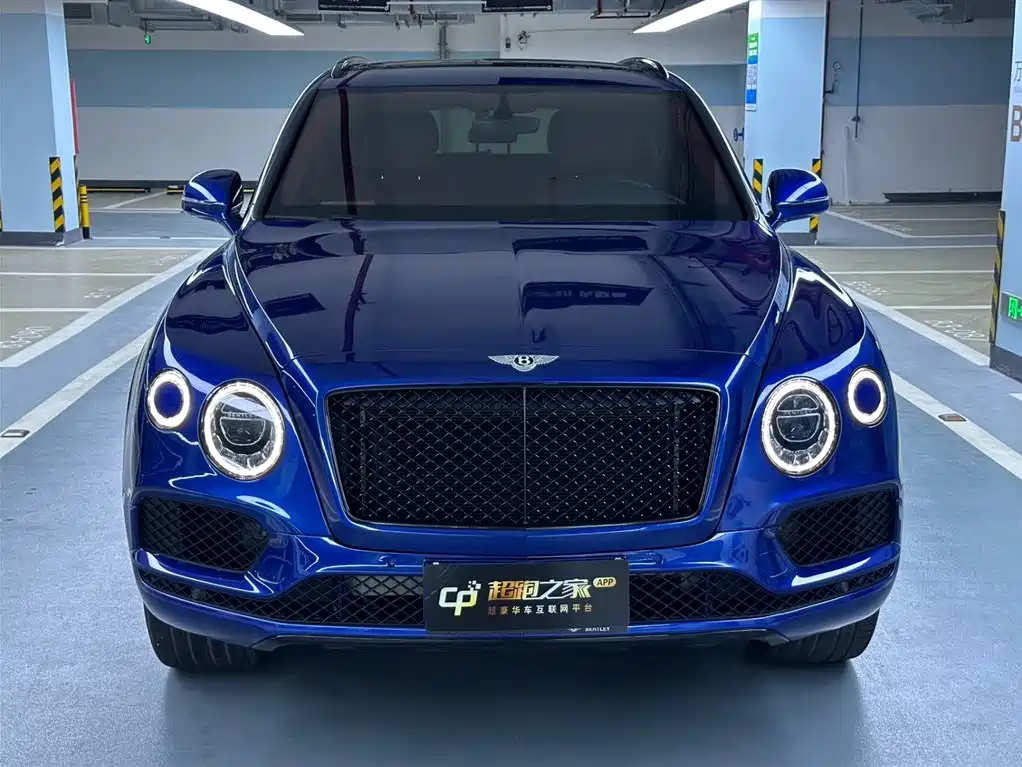 Bentley Bentayga 2019 — фото 2