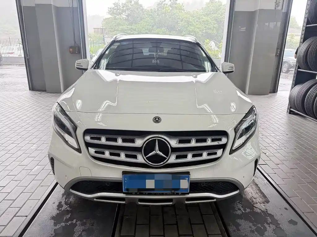 Mercedes-Benz GLA 2018 — фото 2