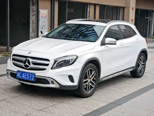 Mercedes-Benz GLA 2016