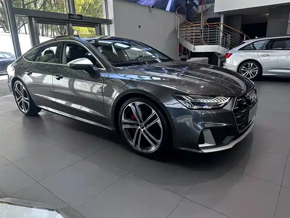Audi S7 2025