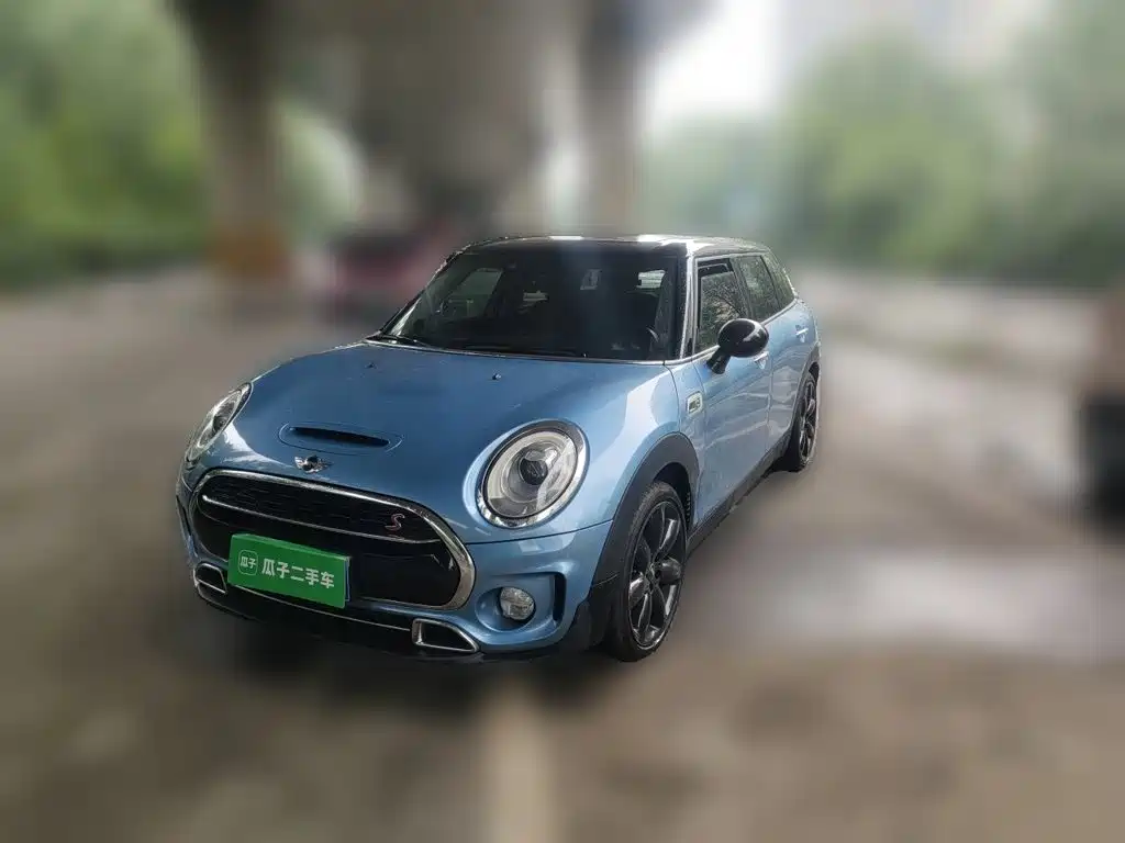 MINI Clubman 2018 — фото 2
