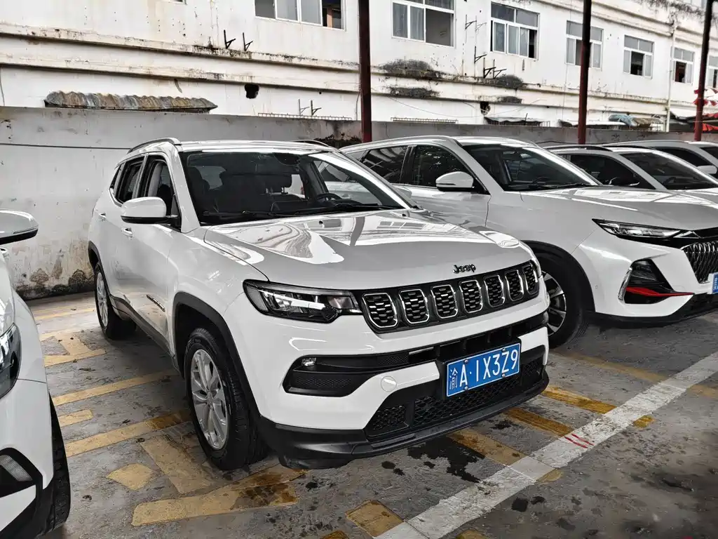 Jeep Compass 2021 — фото 3