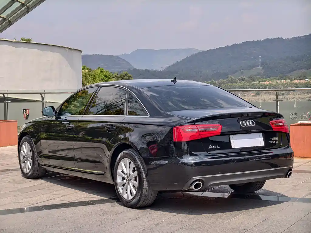 Audi A6L 2012 — фото 16