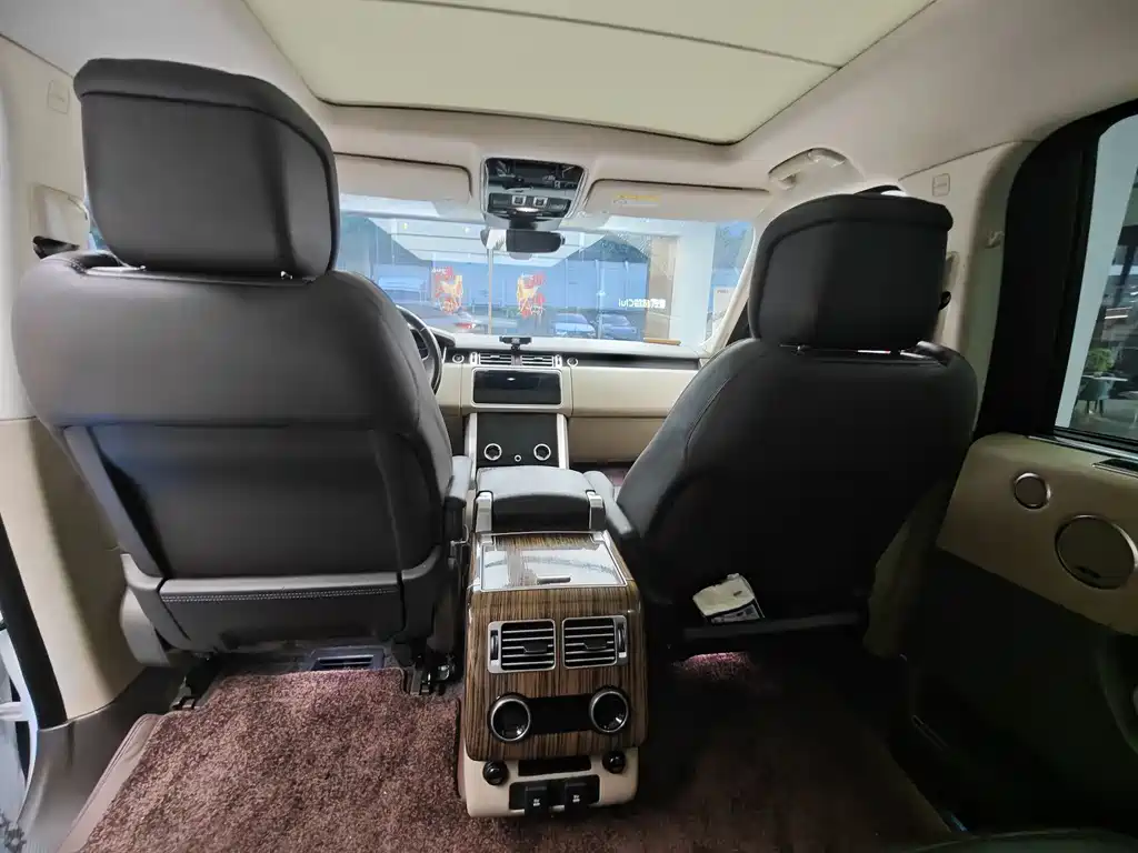Land Rover Range Rover 2018 — фото 15