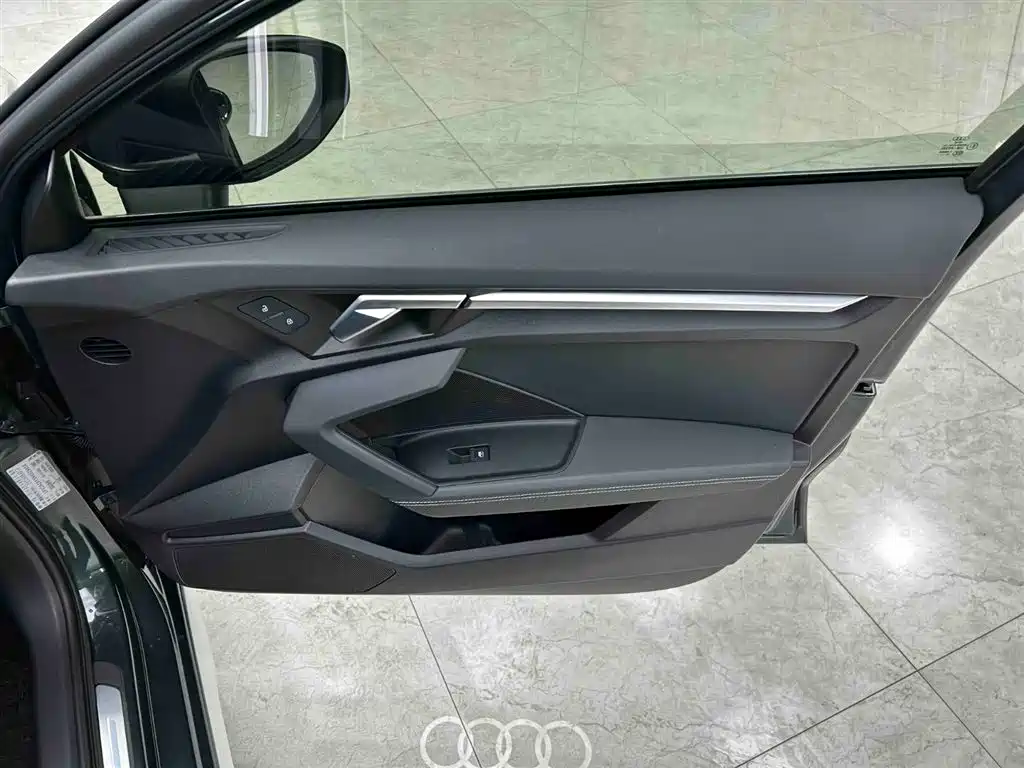 Audi A3 2022 — фото 12