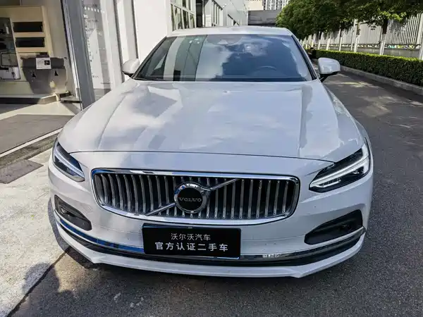 Volvo S90 2021