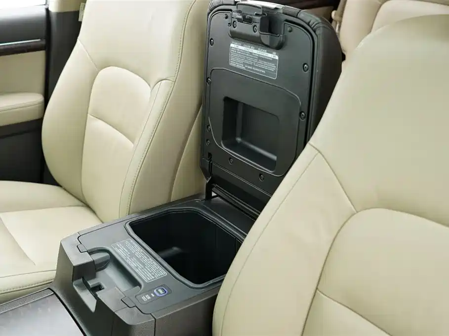 Toyota Land Cruiser 2010 — фото 32