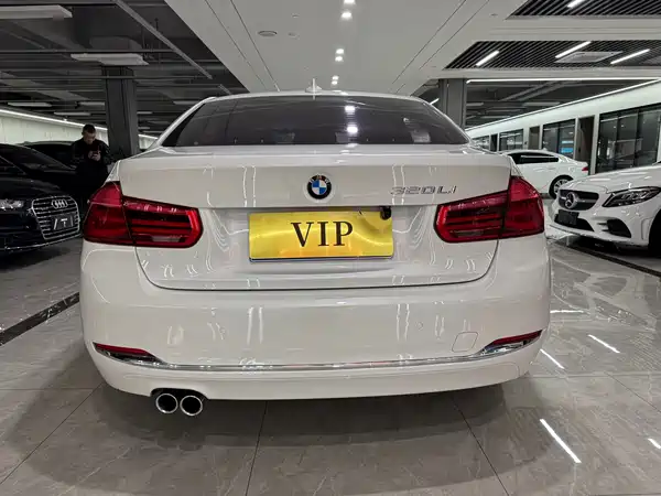BMW 3 Series 2017
