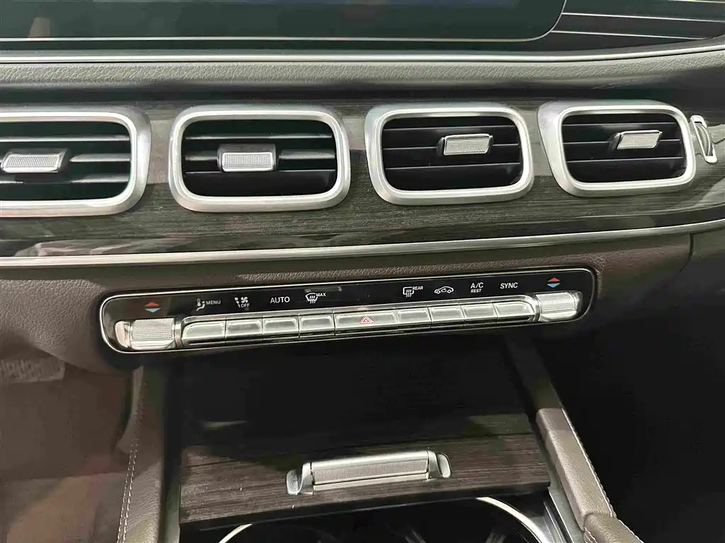Mercedes-Benz GLE 2020 — фото 12