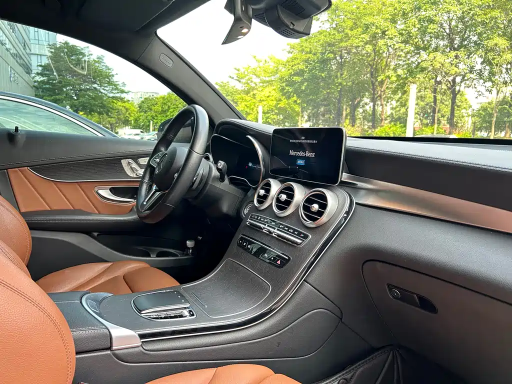 Mercedes-Benz GLC Coupe 2023 — фото 9