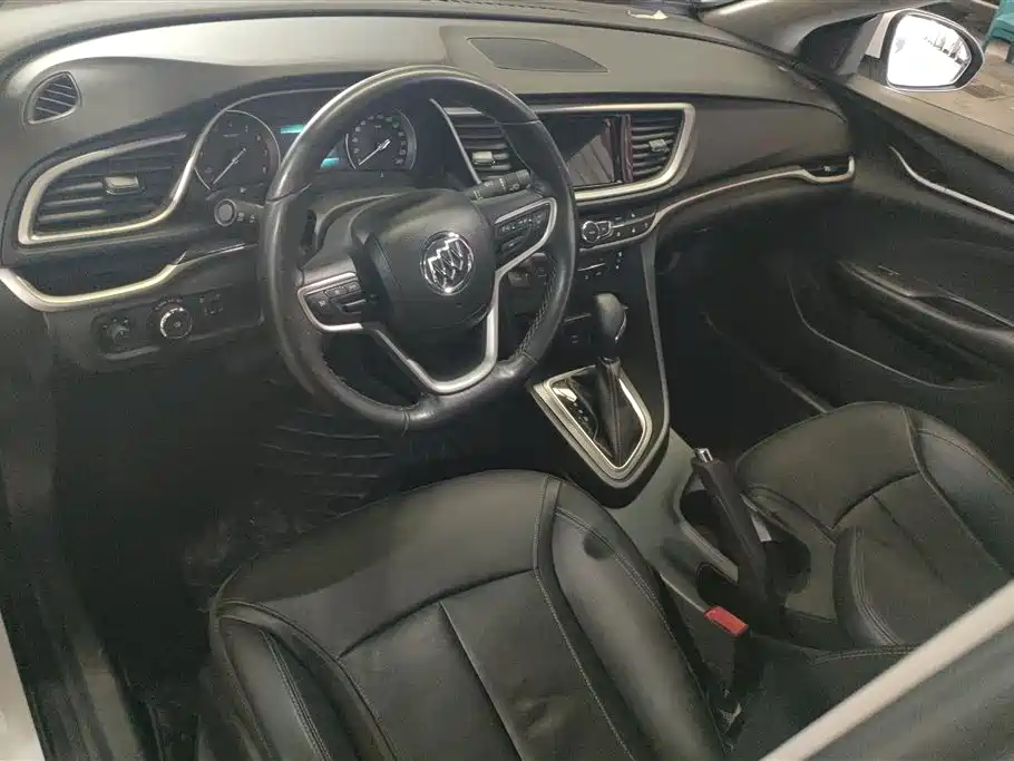 Buick Excelle 2019 — фото 12