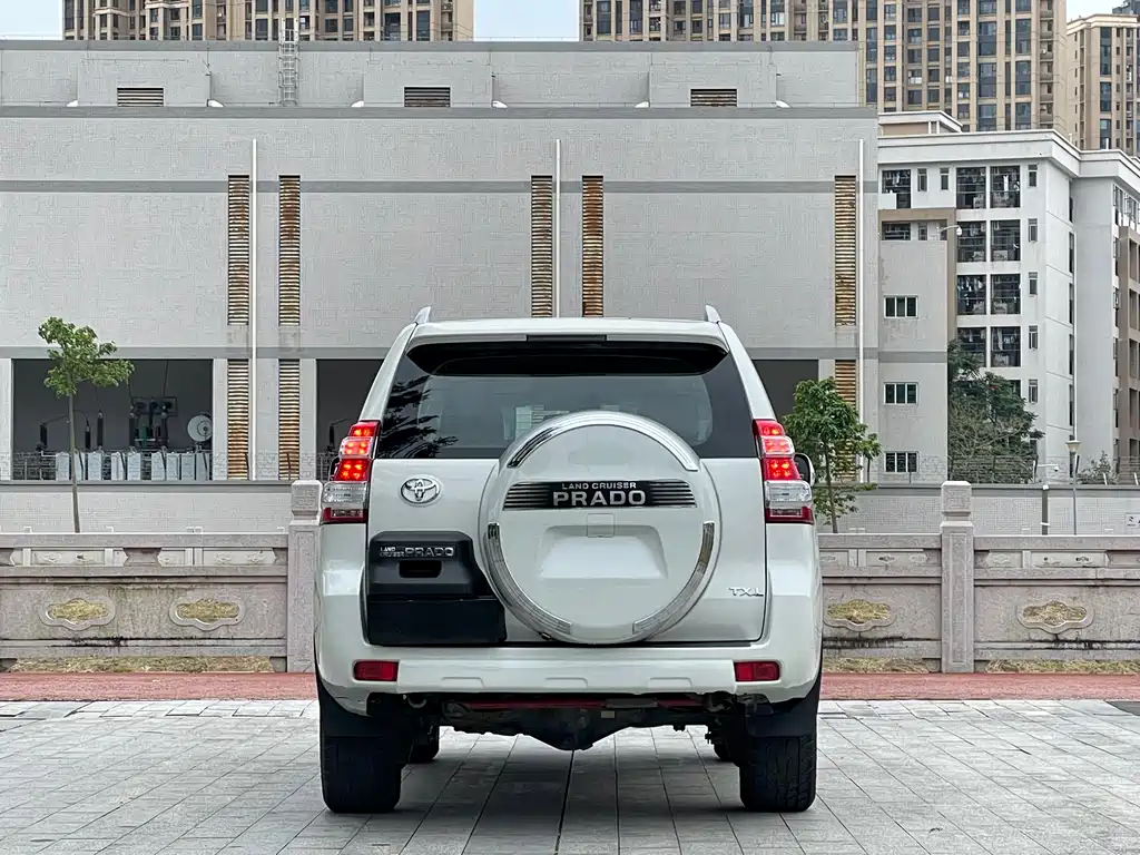 Toyota Prado 2010