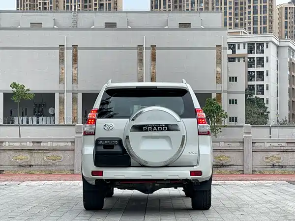 Toyota Prado 2010