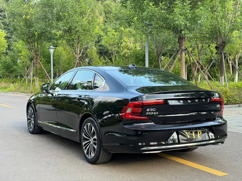 Volvo S90 2024 — фото 21