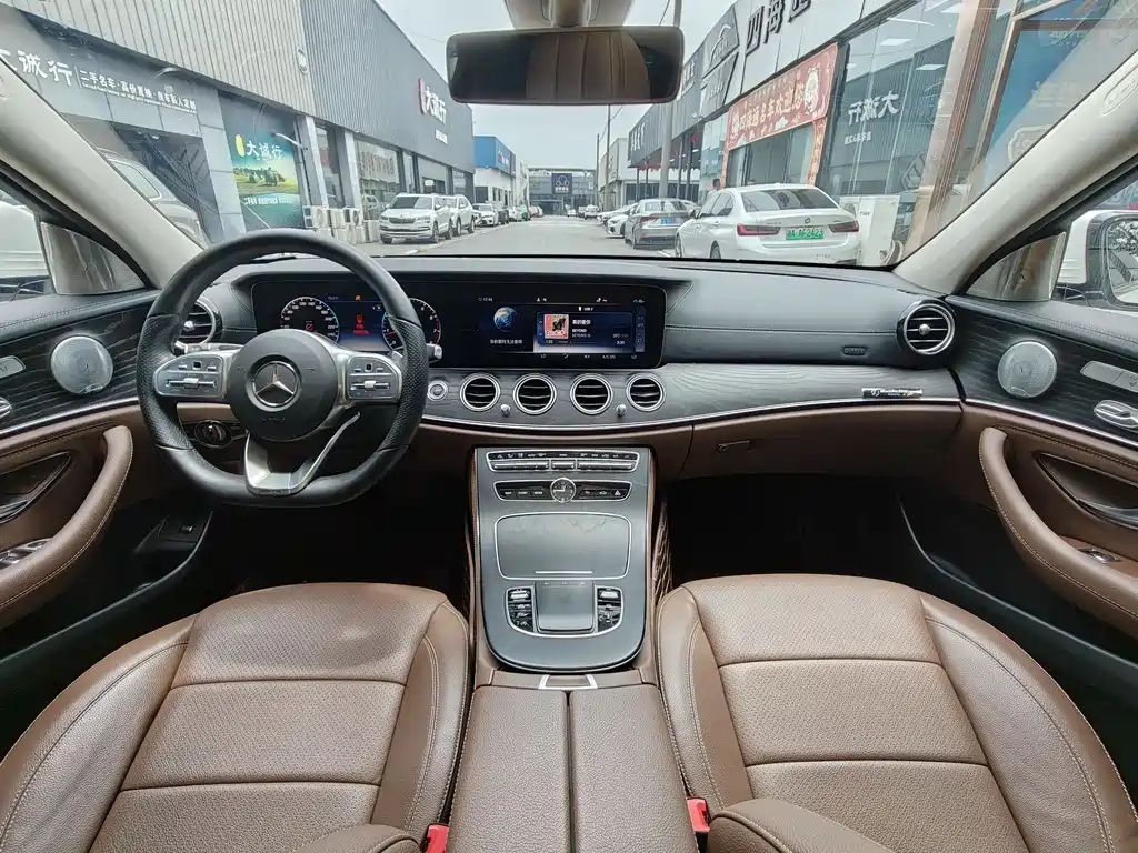 Mercedes-Benz E-Class 2019 — фото 5