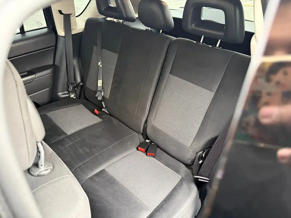 Jeep Compass 2013 — фото 11