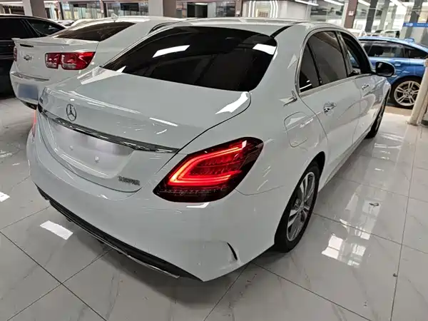 Mercedes-Benz C-Class 2020