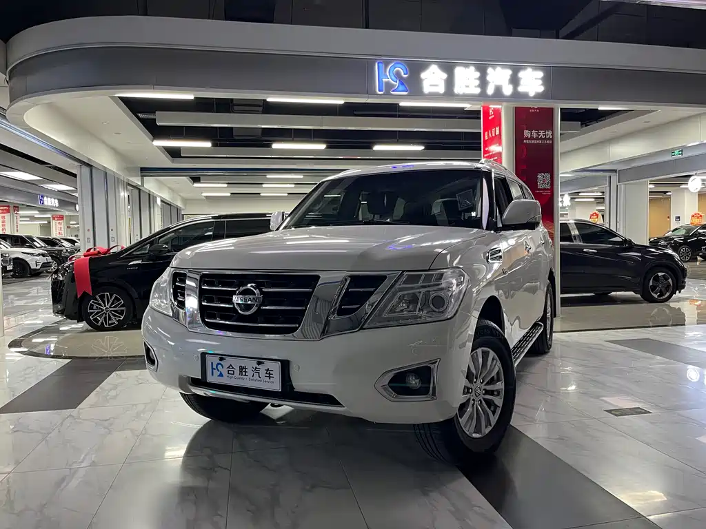 Nissan Patrol 2017 — фото 1