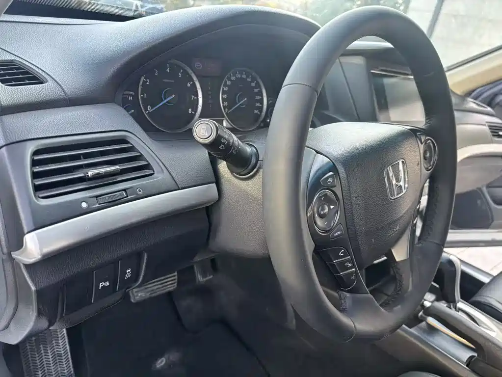 Honda Crosstour 2016 — фото 19