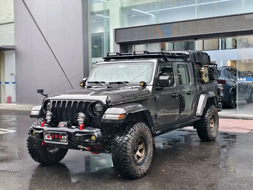 Jeep Gladiator 2023 — фото 1
