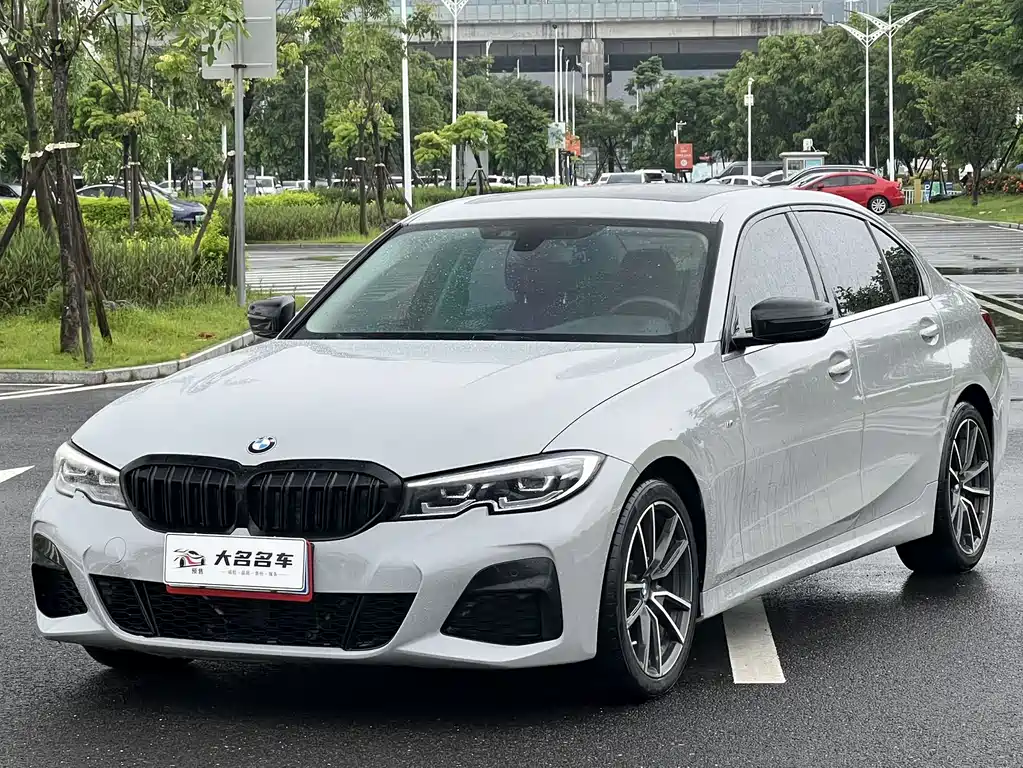 BMW 3 Series 2021 — фото 1