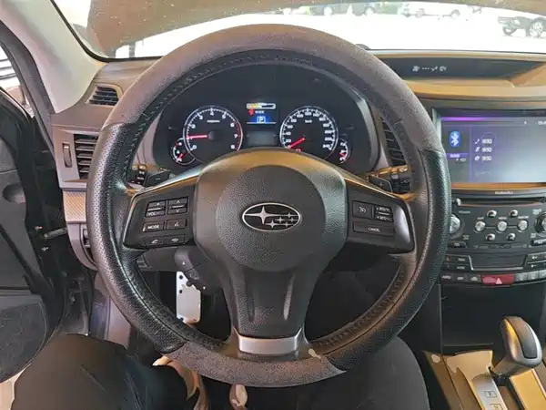 Subaru Outback 2014