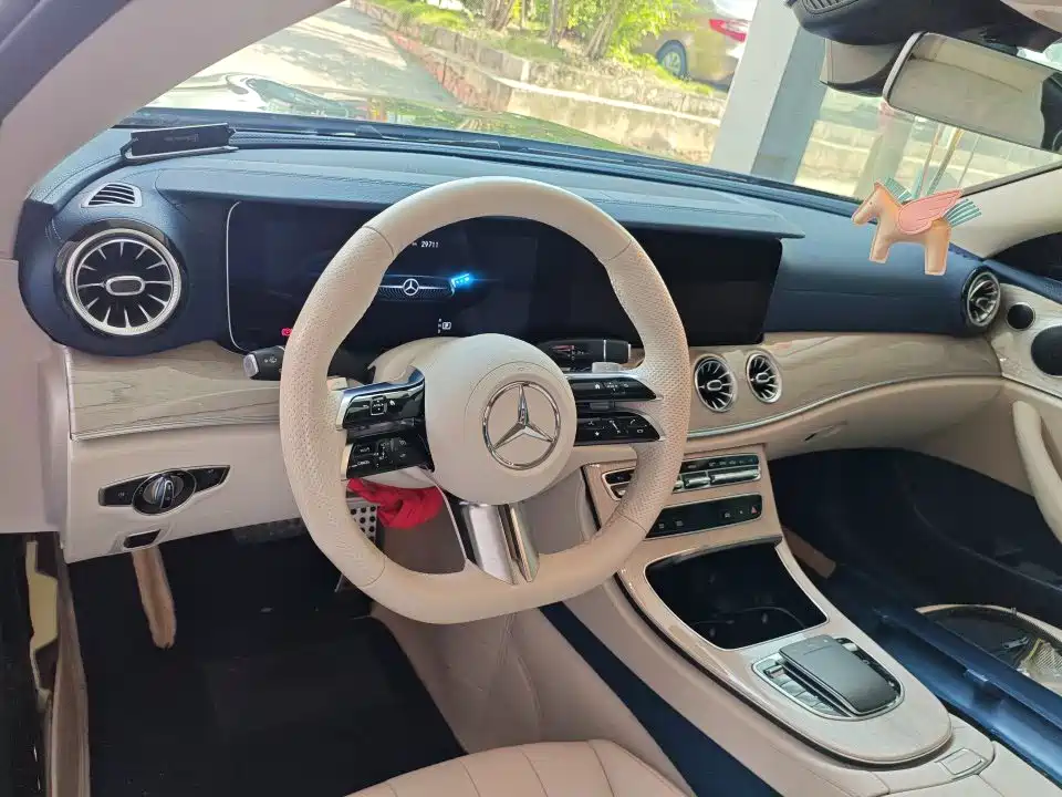 Mercedes-Benz E-Class 2023 — фото 2