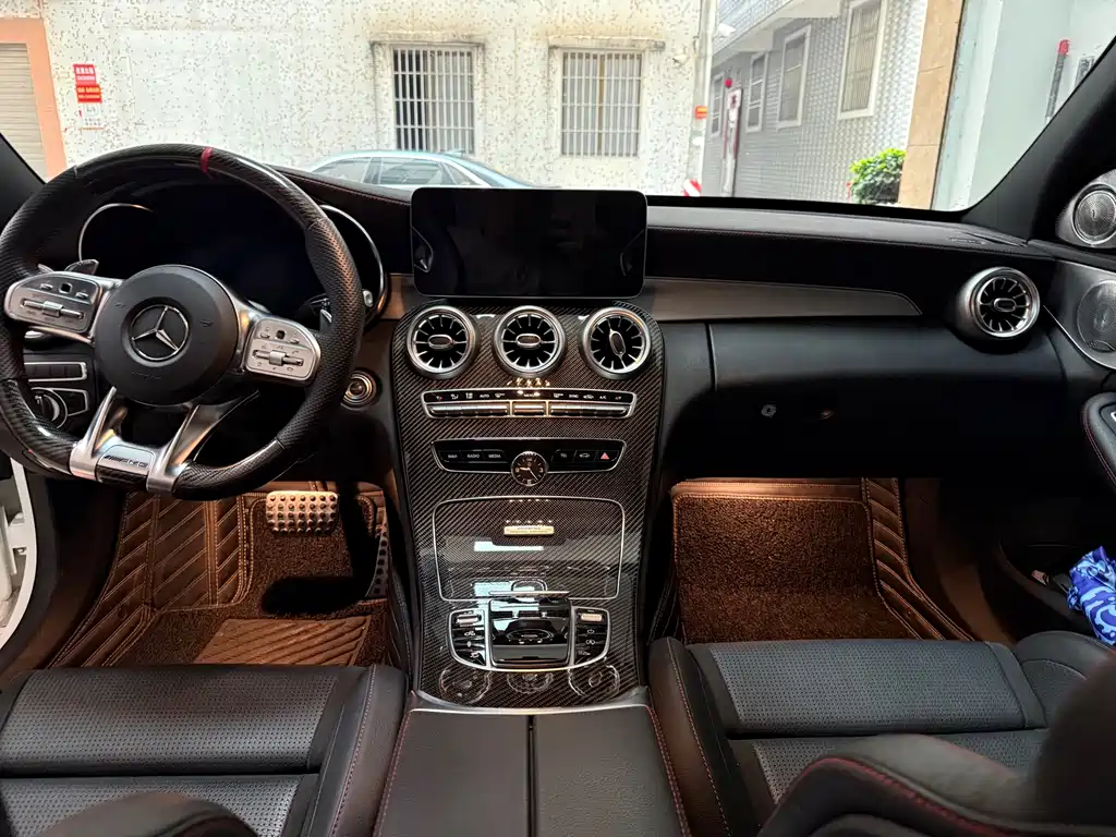 Mercedes-Benz C-Class AMG 2020 — фото 6