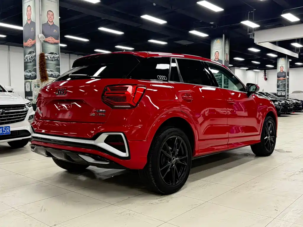 Audi Q2L 2022