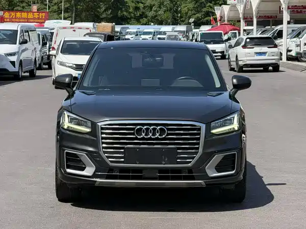 Audi Q2L 2018