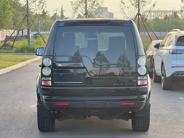 Land Rover Discovery 2013