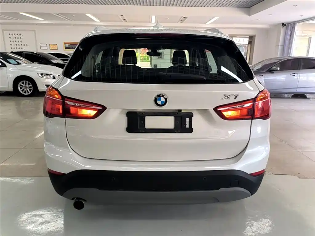 BMW X1 2017 — фото 6