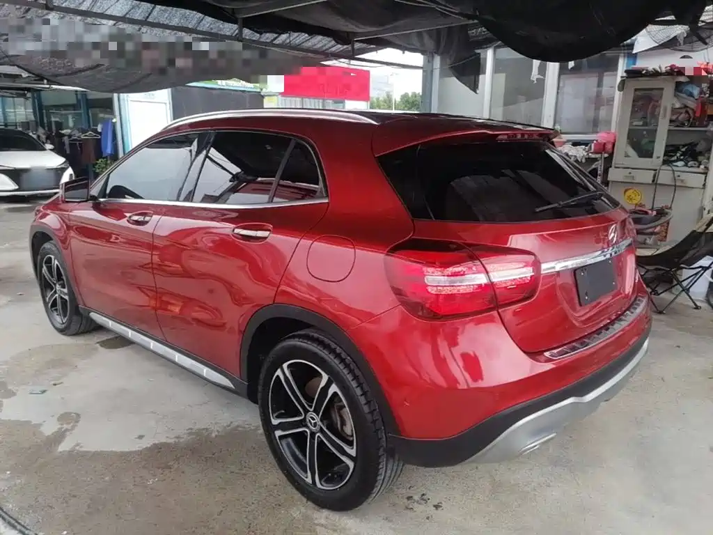 Mercedes-Benz GLA 2019