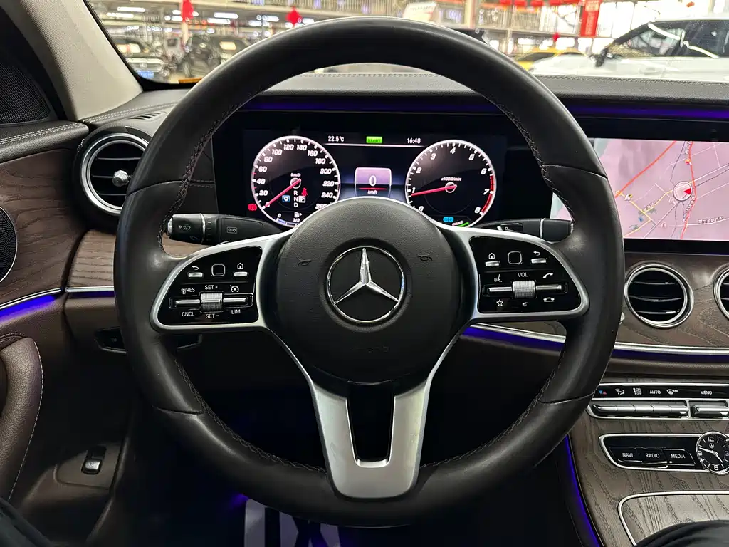 Mercedes-Benz E-Class 2020 — фото 8