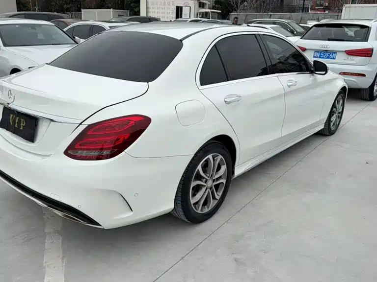 Mercedes-Benz C-Class 2015
