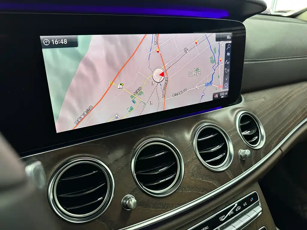 Mercedes-Benz E-Class 2020 — фото 10