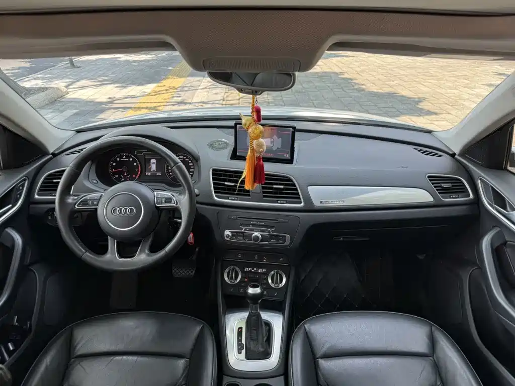 Audi Q3 2015
