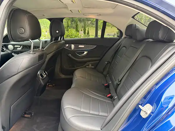 Mercedes-Benz C-Class 2018