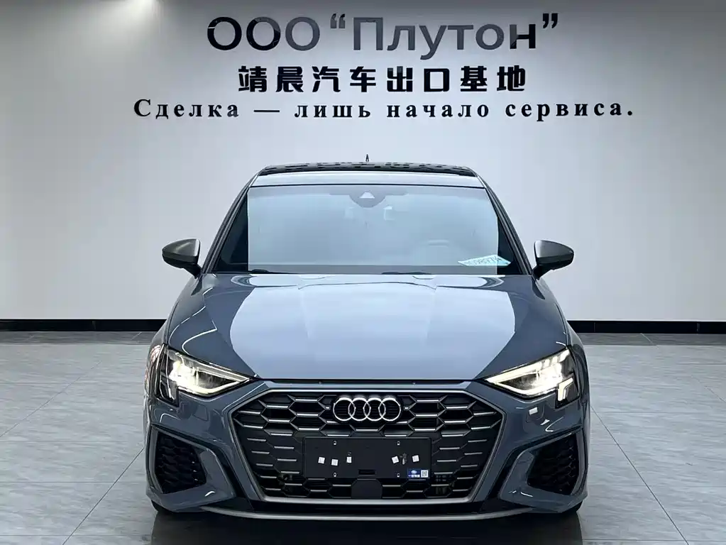 Audi A3 2022 — фото 1