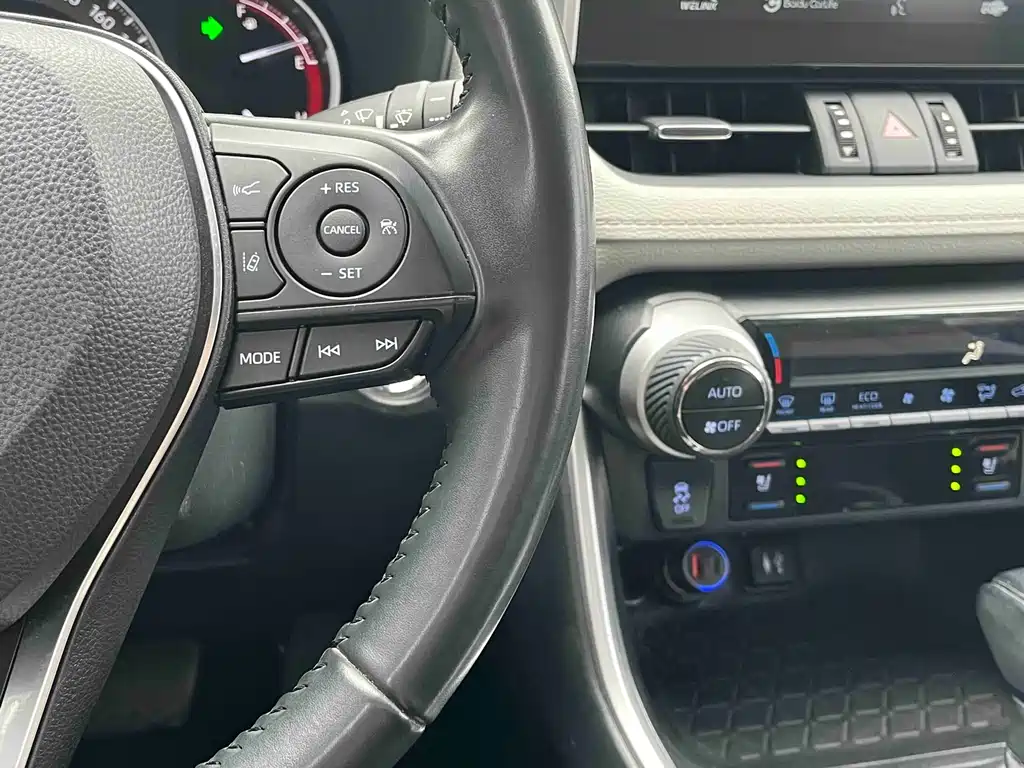 Toyota Wildlander 2020 — фото 16
